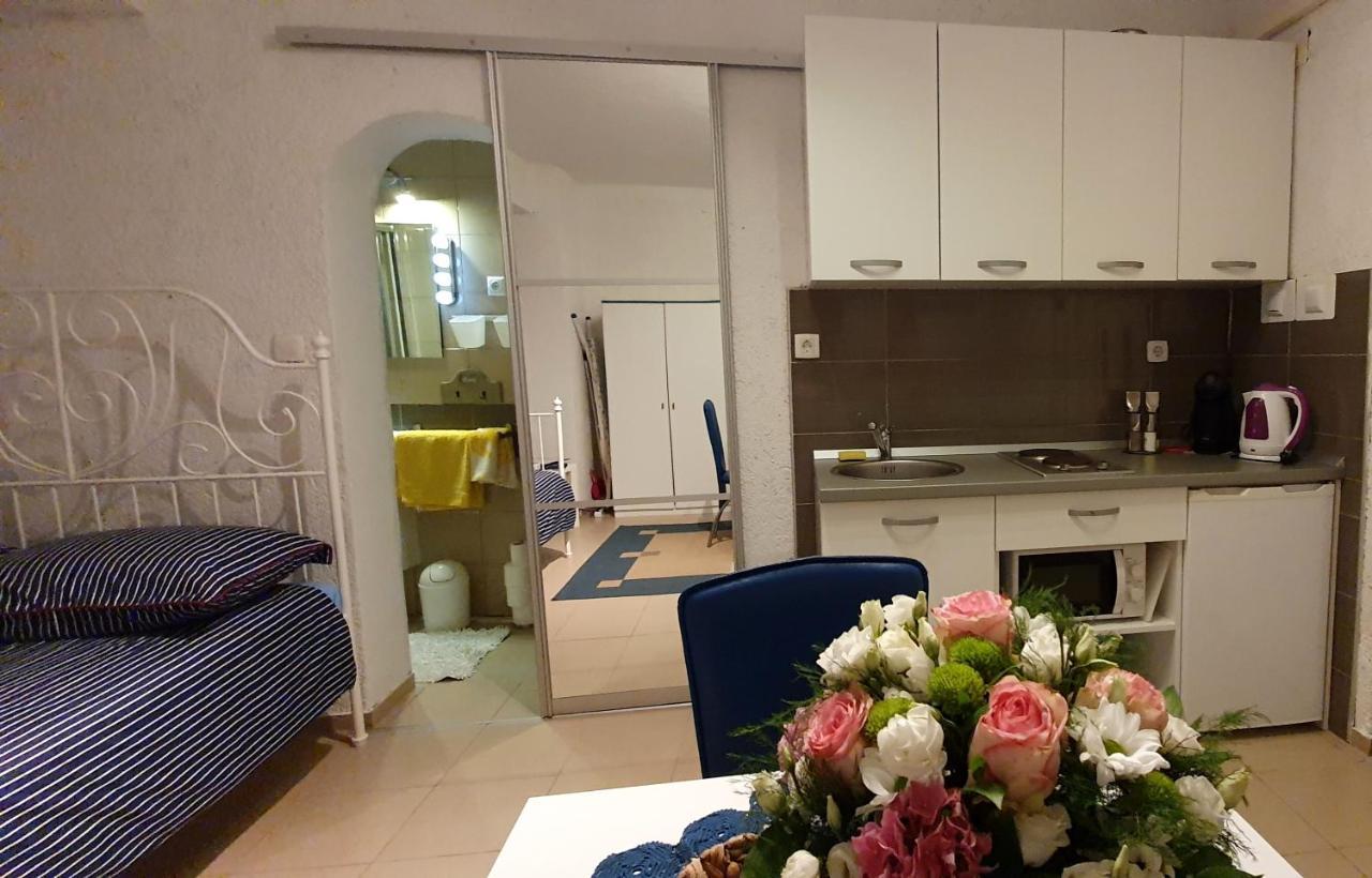 Apartments Dora Crikvenica Zewnętrze zdjęcie