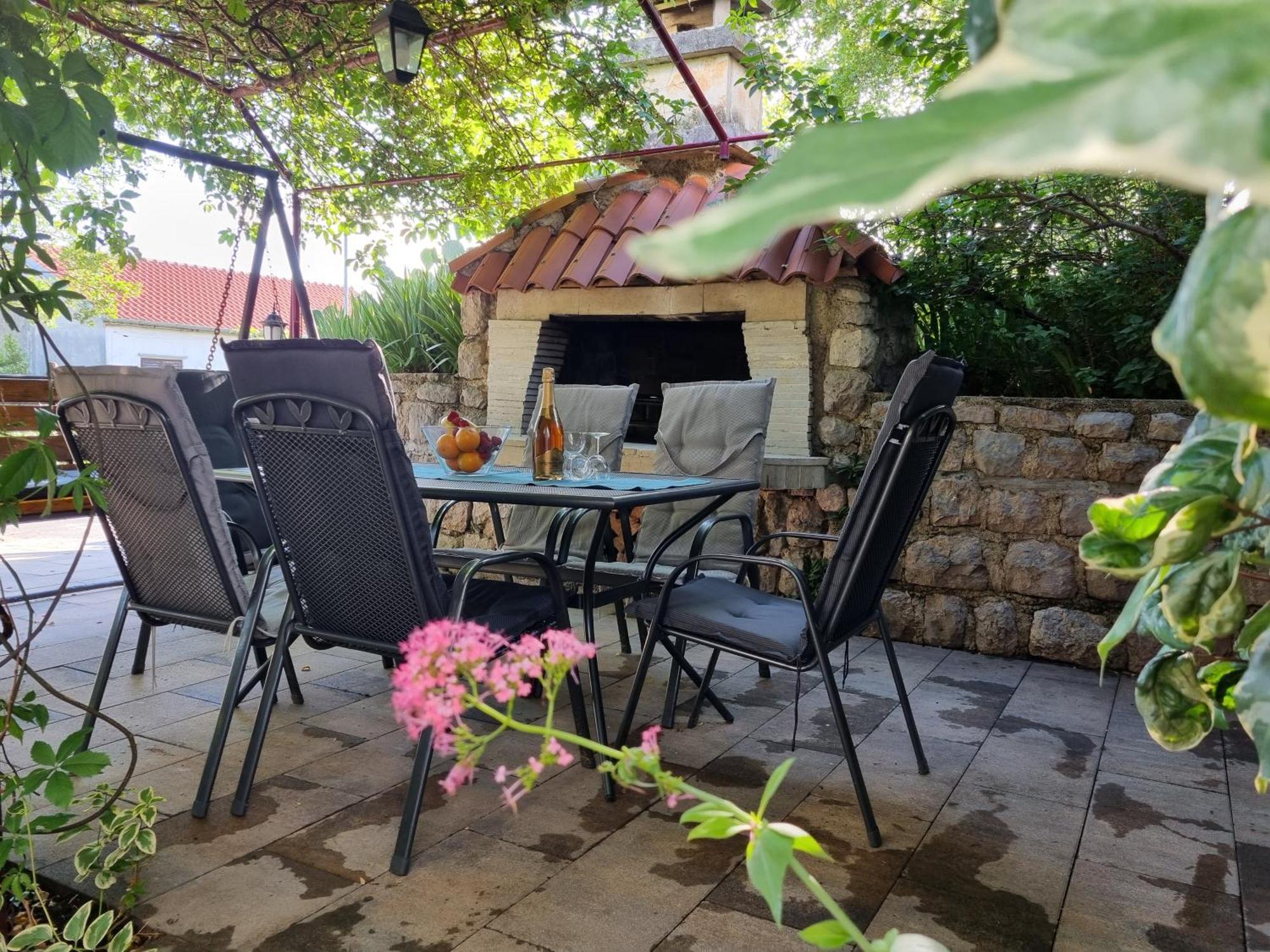 Apartments Dora Crikvenica Zewnętrze zdjęcie