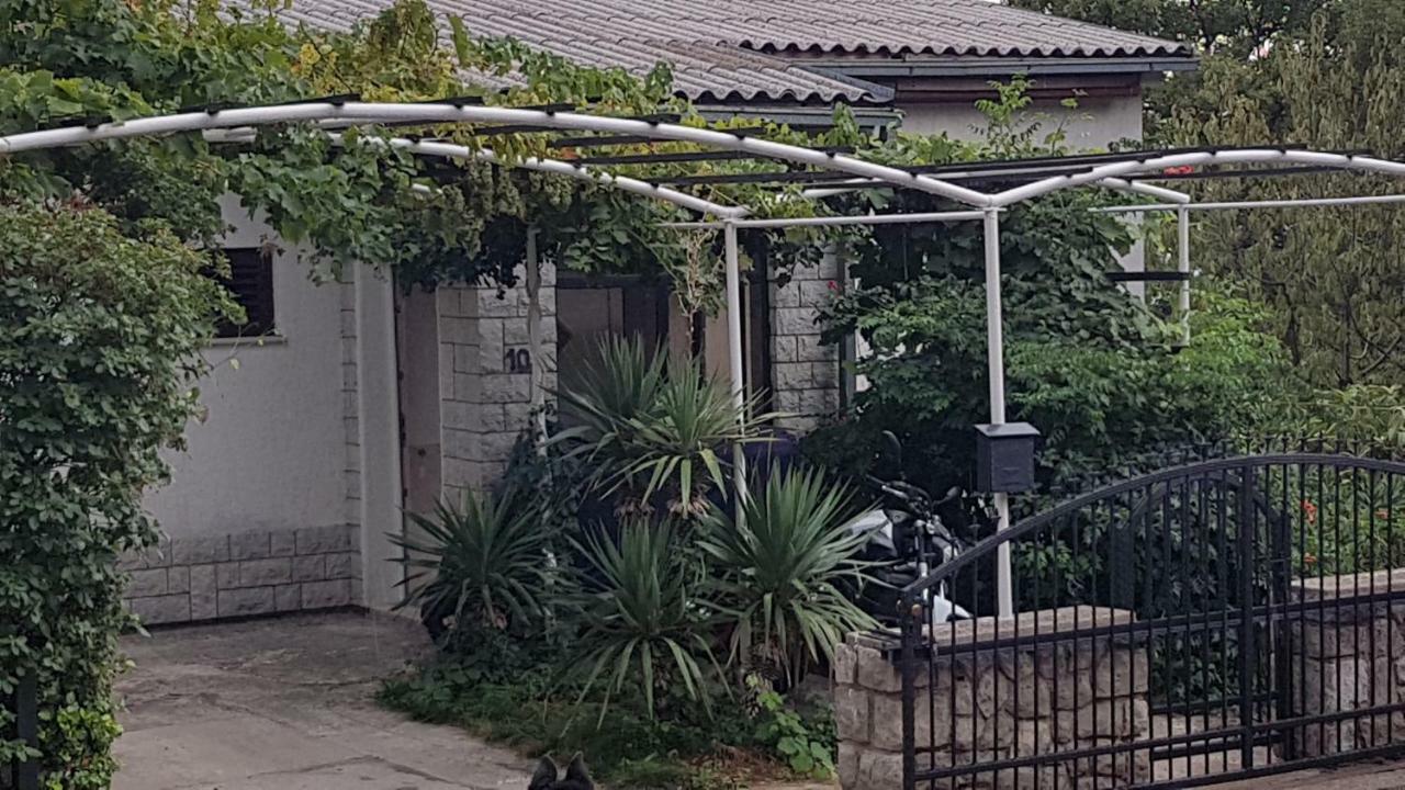 Apartments Dora Crikvenica Zewnętrze zdjęcie